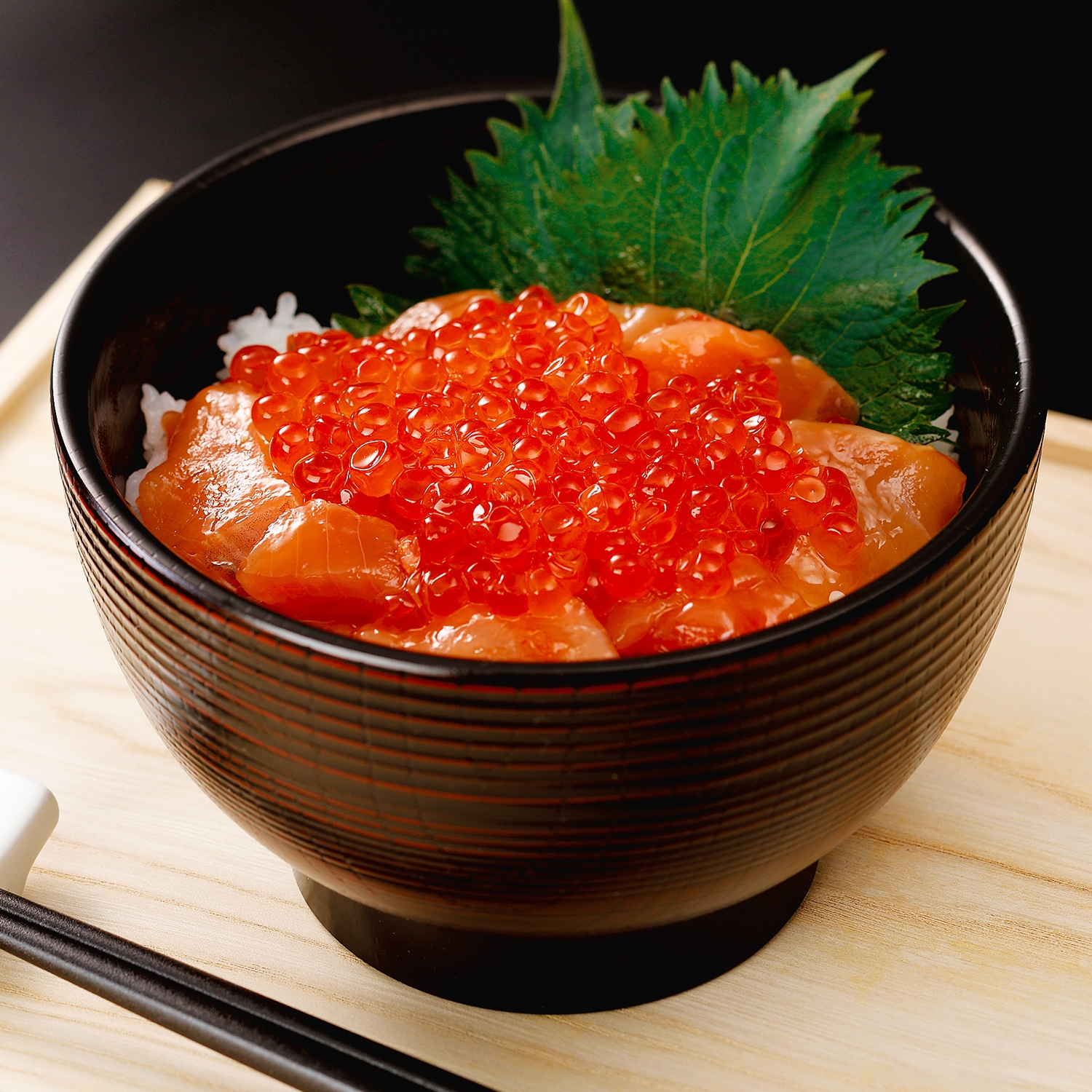 北海道産 いくら醤油漬・づけサーモン