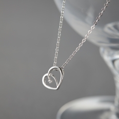 プチダイヤハートペンダント